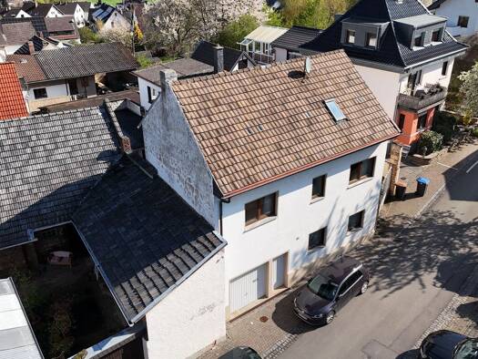 Einfamilienhaus zum Kauf 250.000 € 5 Zimmer 135 m² 407 m² Grundstück Lantershofen Grafschaft 53501