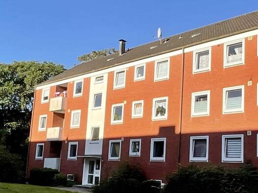 Wohnung zur Miete 599 € 3 Zimmer 73,4 m² 1. Geschoss Arngaster Straße 11 Varel 26316
