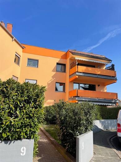 Wohnung zum Kauf 359.000 € 3 Zimmer 122 m² 1. Geschoss frei ab sofort Zirndorf Zirndorf , Mittelfr 90513