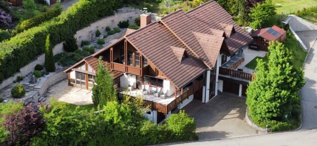 Villa zum Kauf provisionsfrei 799.000 € 8 Zimmer 291 m² 1.540 m² Grundstück Eisenbach 79871