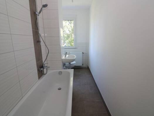 Wohnung zur Miete 339 € 2 Zimmer 47,4 m² 3. Geschoss Karl-Kegel-Straße 64 Freiberg Freiberg 09599