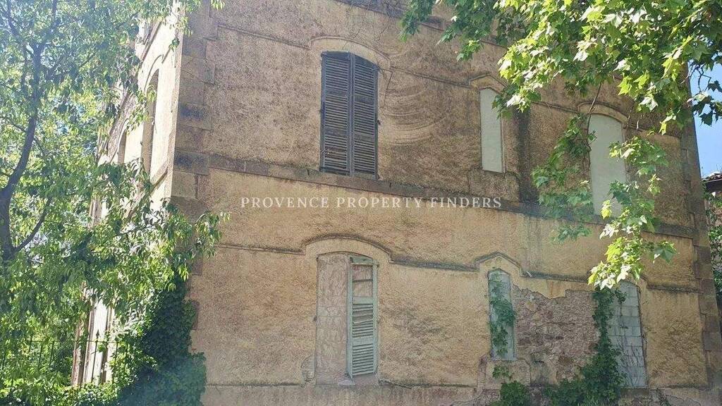 Haus zum Kauf 450.000 € 9.260 m² Grundstück Le Cannet-des-Maures 83340