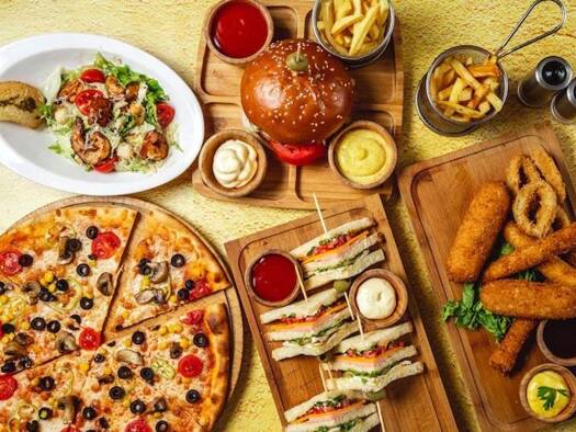 Restaurant zur Miete 2.530 € 150 m² Gastrofläche Hamburg 22559