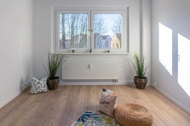 Wohnung zur Miete 431 € 3 Zimmer 56,3 m² 6. Geschoss frei ab 01.03.2025 Am Bernsdorfer Hang 12 Bernsdorf 422 Chemnitz 09126