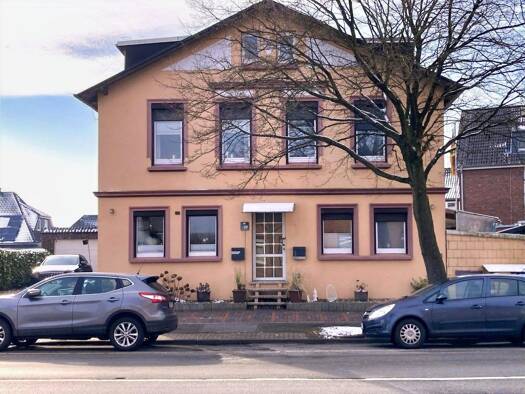 Mehrfamilienhaus zum Kauf 290.000 € 9 Zimmer 234 m² 233 m² Grundstück frei ab 31.05.2026 Neuengroden Wilhelmshaven 26386