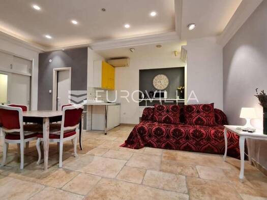 Wohnung zur Miete 1.000 € 3 Zimmer 112 m² Zvijezda Karlovac