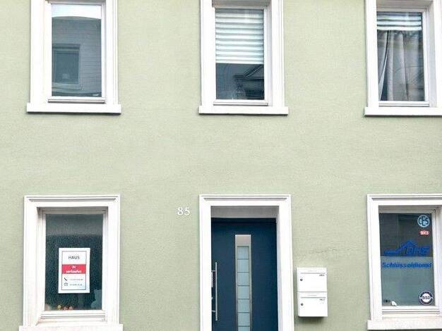 Einfamilienhaus zum Kauf provisionsfrei 395.000 € 7 Zimmer 185 m² 378 m² Grundstück Hauptstr 85 Bad Honnef 53604