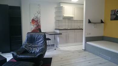 Wohnung zur Miete 270 € 1 Zimmer 27 m² Grettstadt Grettstadt 97508