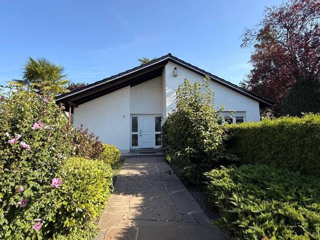 Einfamilienhaus zur Miete 2.700 € 5 Zimmer 150 m² Efferen Hürth 50354