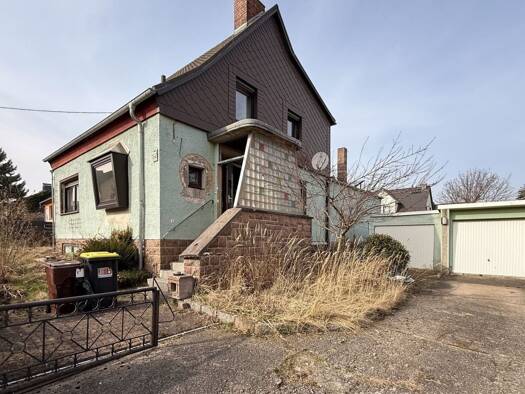 Einfamilienhaus zum Kauf 99.000 € 6 Zimmer 140 m² 685 m² Grundstück frei ab sofort Hainichen 09661