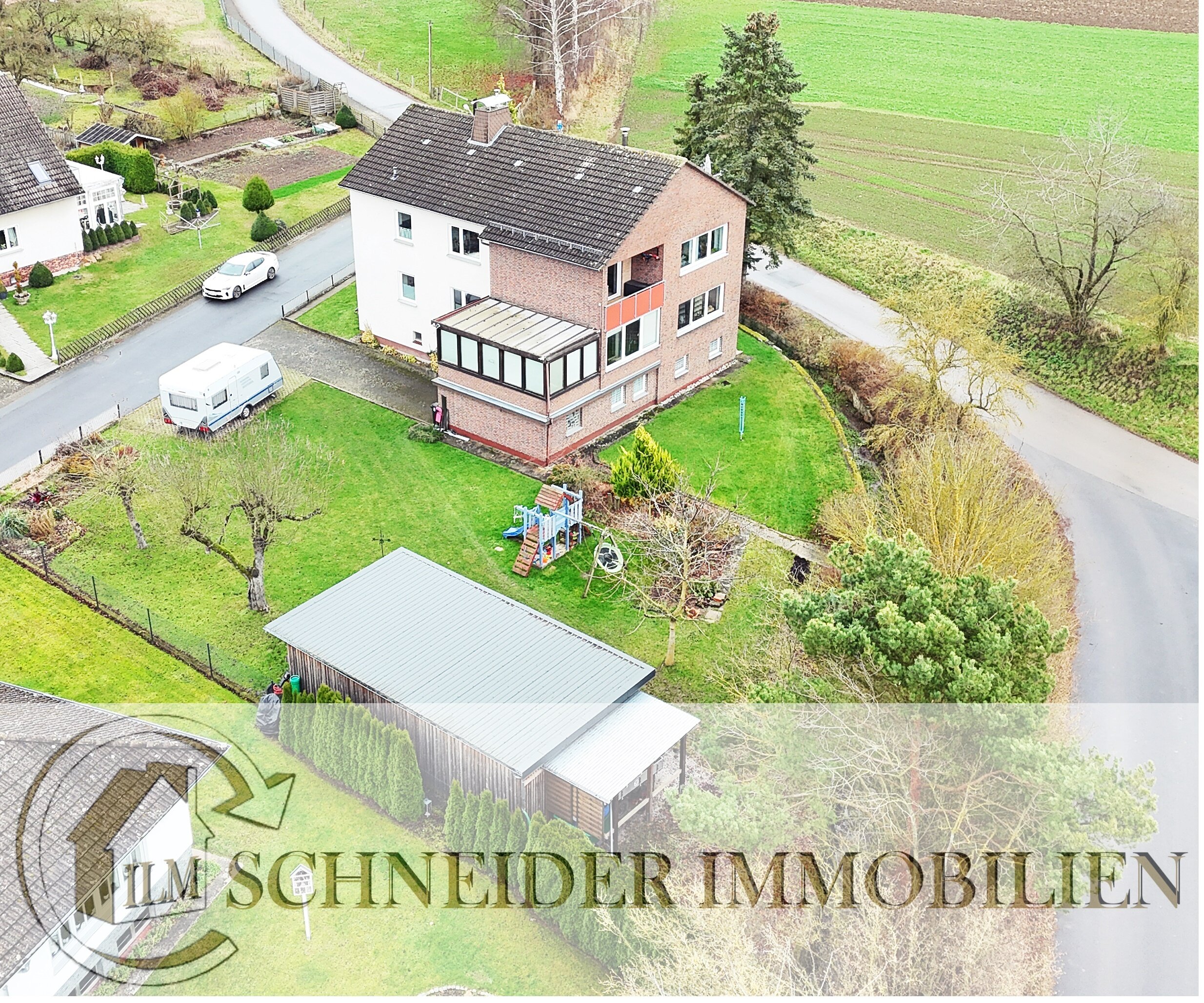 Haus zum Kauf 339.000 € 7 Zimmer 201 m²<br/>Wohnfläche 991 m²<br/>Grundstück Bärenbergstraße 12 Oberelsungen Zierenberg 34289