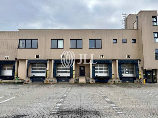 Lagerhalle zur Miete 18.500 m² Lagerfläche teilbar ab 1.100 m² Neukölln Berlin 12057