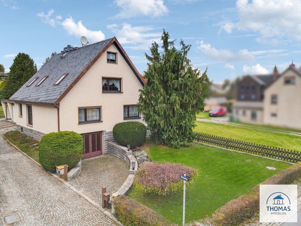 Einfamilienhaus zum Kauf 175.000 € 6 Zimmer 163,5 m²<br/>Wohnfläche 905 m²<br/>Grundstück Neukirch 01904