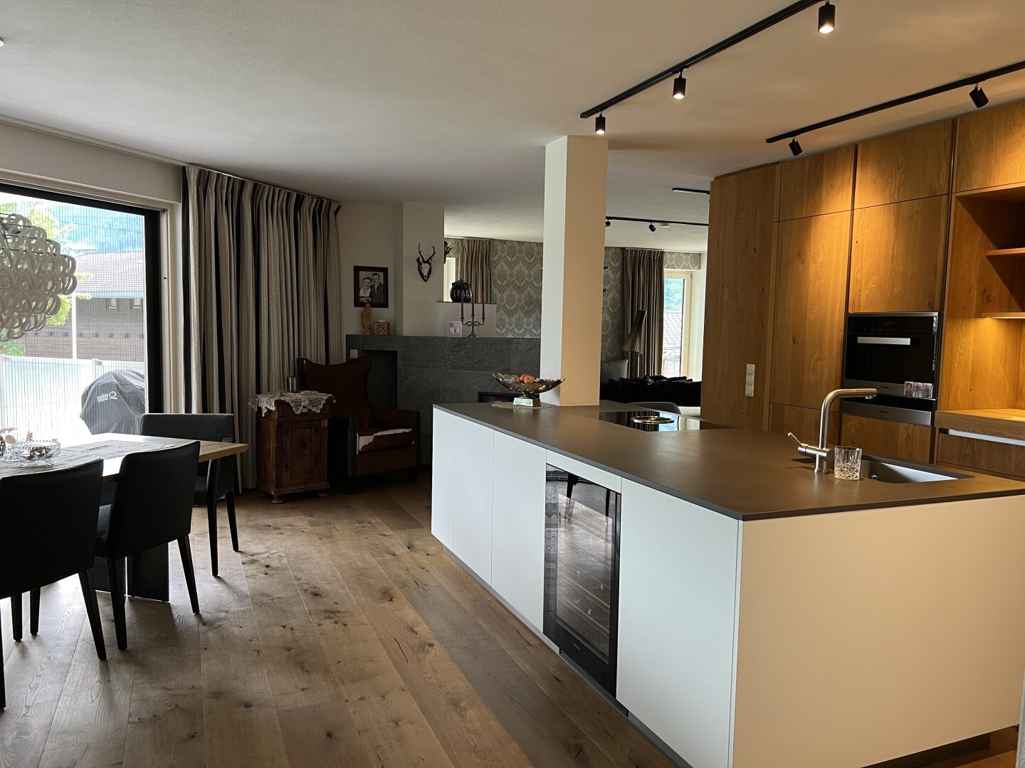 Wohnung zur Miete 1.700 € 3 Zimmer 115 m²<br/>Wohnfläche 01.07.2025<br/>Verfügbarkeit Hart im Zillertal 6265