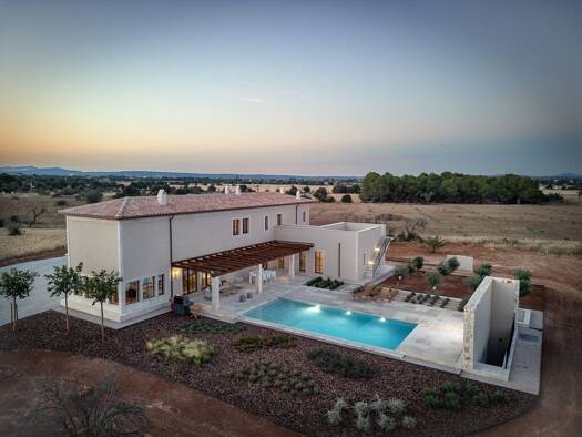 Villa zum Kauf - Erstbezug provisionsfrei 3.590.000 € 5 Zimmer 250 m² 14.074 m² Grundstück Campos 07630