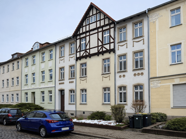 Mehrfamilienhaus zum Kauf als Kapitalanlage geeignet 369.000 € 360 m² 760 m² Grundstück Innenstadt Dessau-Roßlau 06844