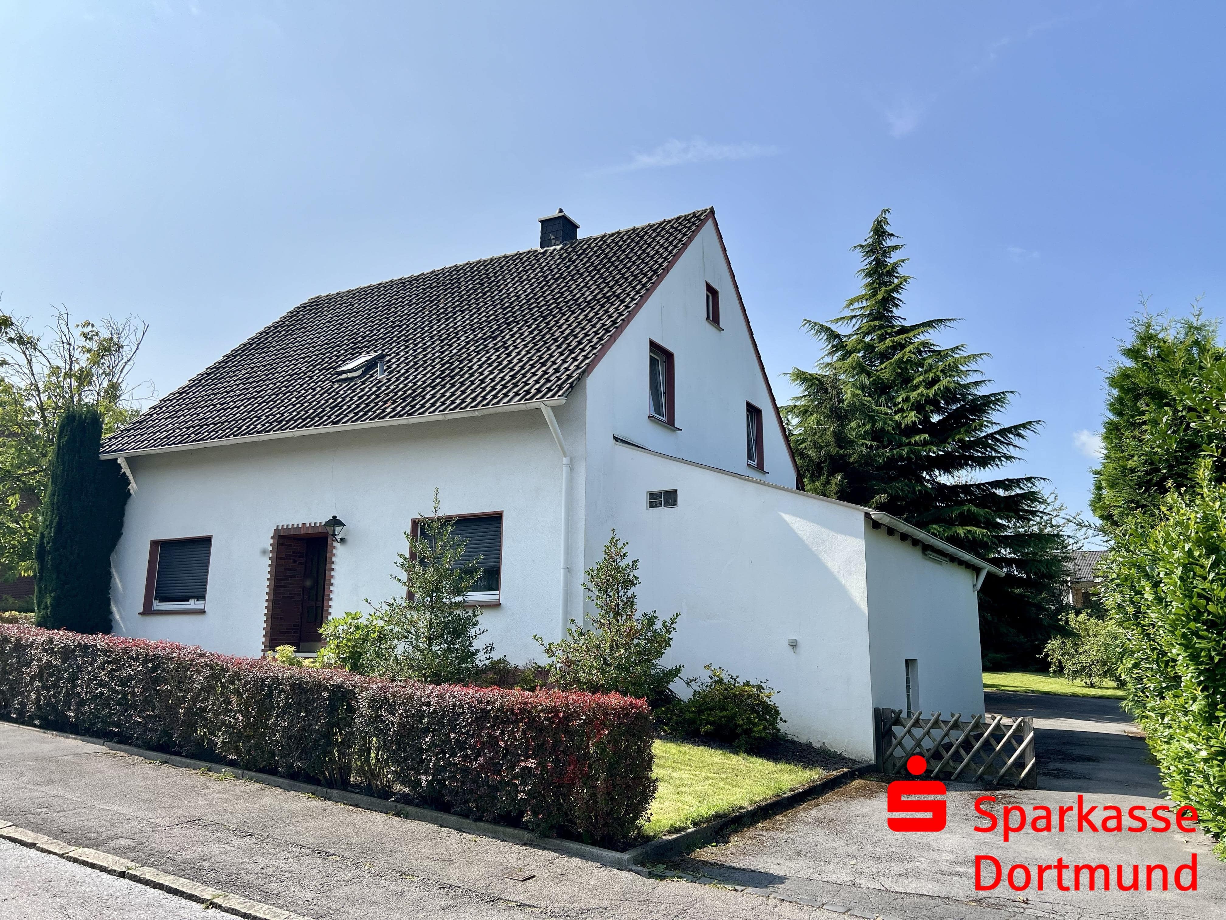 Einfamilienhaus zum Kauf 710.000 € 6,5 Zimmer 148,2 m²<br/>Wohnfläche 1.234 m²<br/>Grundstück Loh Dortmund 44267