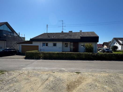 Einfamilienhaus zur Miete 1.700 € 4 Zimmer 130 m² frei ab 01.12.2025 Altheim Frickingen 88699