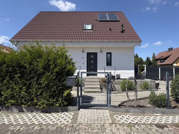 Einfamilienhaus zum Kauf 329.000 € 5 Zimmer 106,9 m² 642 m² Grundstück Maukendorf Wittichenau 02997