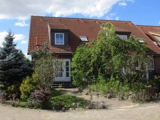 Reihenendhaus zum Kauf 275.000 € 4 Zimmer 108 m² 392 m² Grundstück frei ab sofort Hattorf Wolfsburg 38444