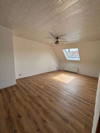Wohnung zur Miete 1.100 € 5 Zimmer 115 m² Geschoss 2/2 frei ab sofort Hassel Sankt Ingbert 66386
