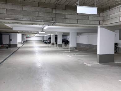 Tiefgarage zur Miete 100 € Potsdam 14467