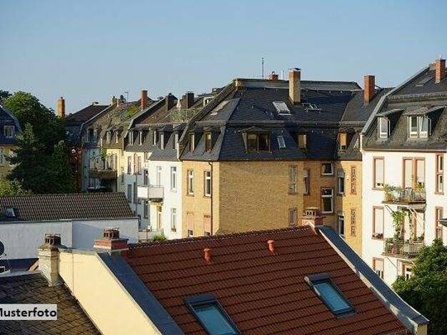 Mehrfamilienhaus zum Kauf 30.000 € 270 m² 126 m² Grundstück Lutherstadt Eisleben Eisleben 06295