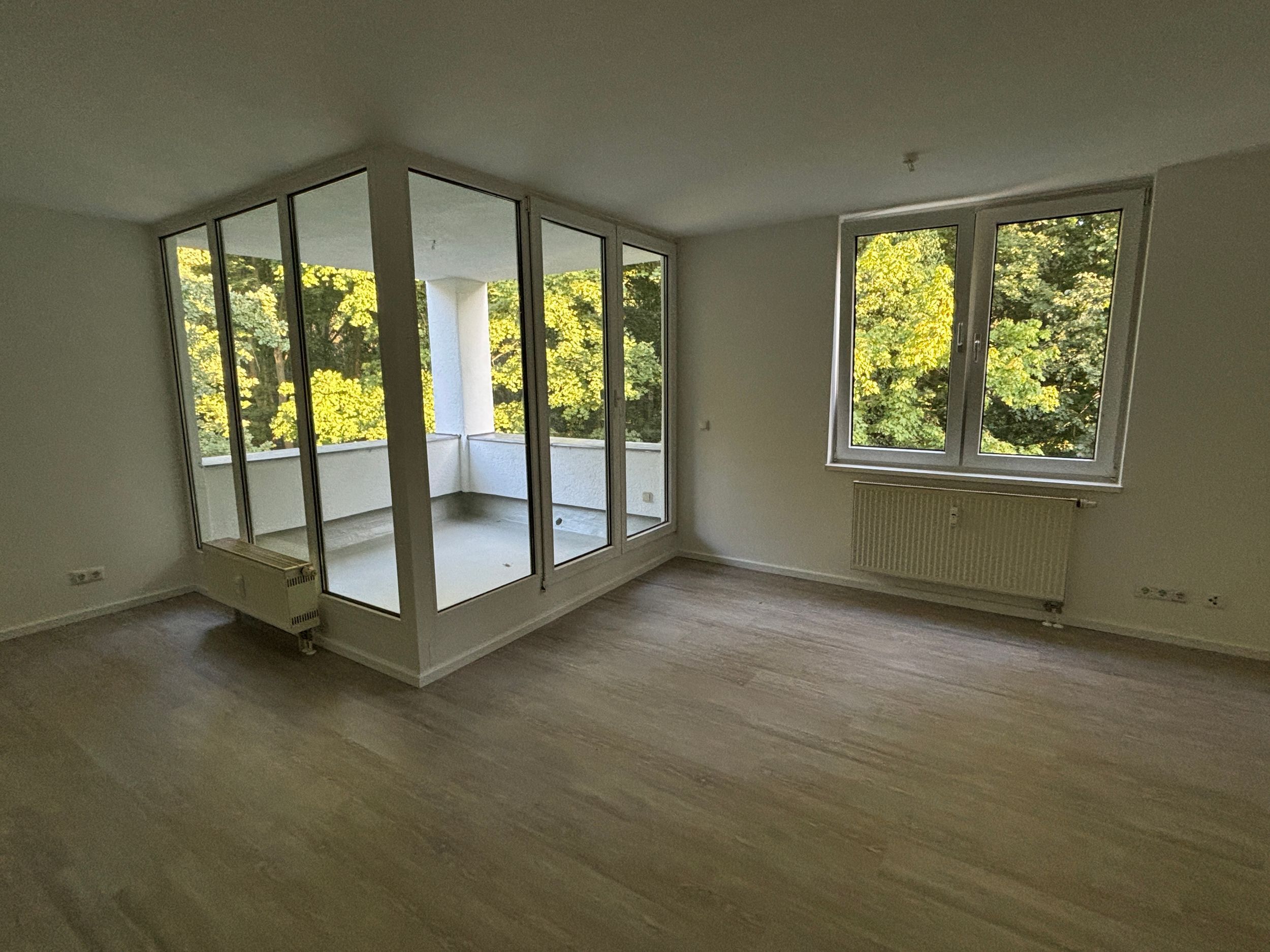 Wohnung zur Miete 839 € 2 Zimmer 62,4 m²<br/>Wohnfläche 3.<br/>Geschoss 01.10.2024<br/>Verfügbarkeit Liebermannstr. 144 Weißensee Berlin 13088