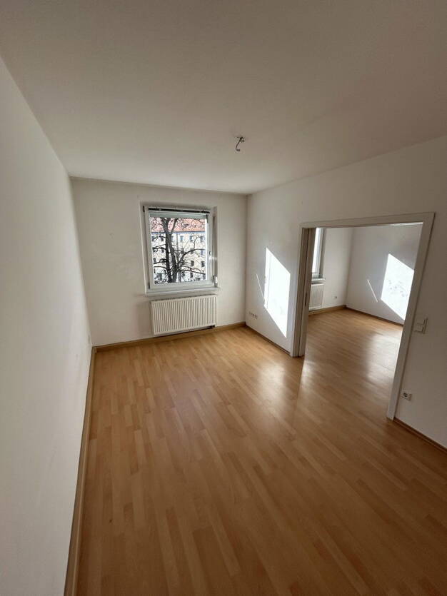Wohnung zur Miete 590 € 2 Zimmer 43,6 m² 3. Geschoss Ulmenstraße 18 Dianastraße Nürnberg 90443