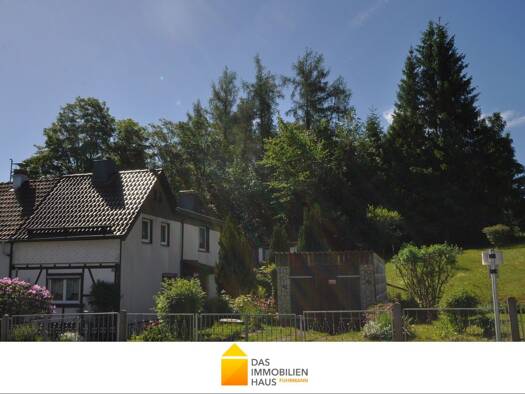 Doppelhaushälfte zum Kauf 85.000 € 4 Zimmer 88 m² 1.073 m² Grundstück Zella-Mehlis 98544
