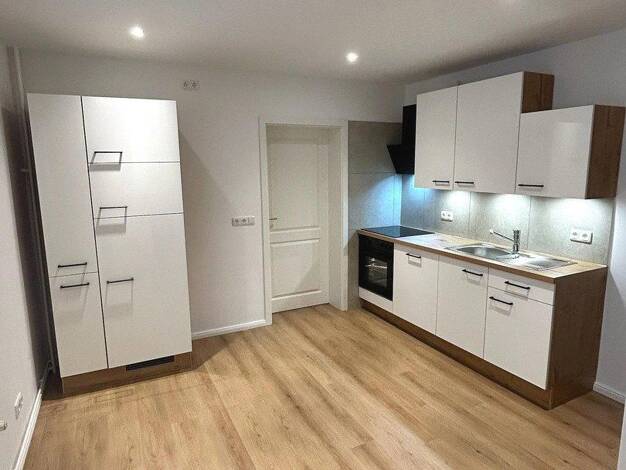 Wohnung zur Miete 595 € 2,5 Zimmer 66 m² 1. Geschoss Ihlenfelder Straße 38 a Ihlenfelder Vorstadt Neubrandenburg 17034