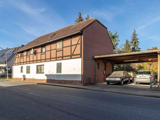 Einfamilienhaus zum Kauf 99.000 € 6 Zimmer 120 m² 501 m² Grundstück Barnstorf Uehrde / Barnstorf 38170
