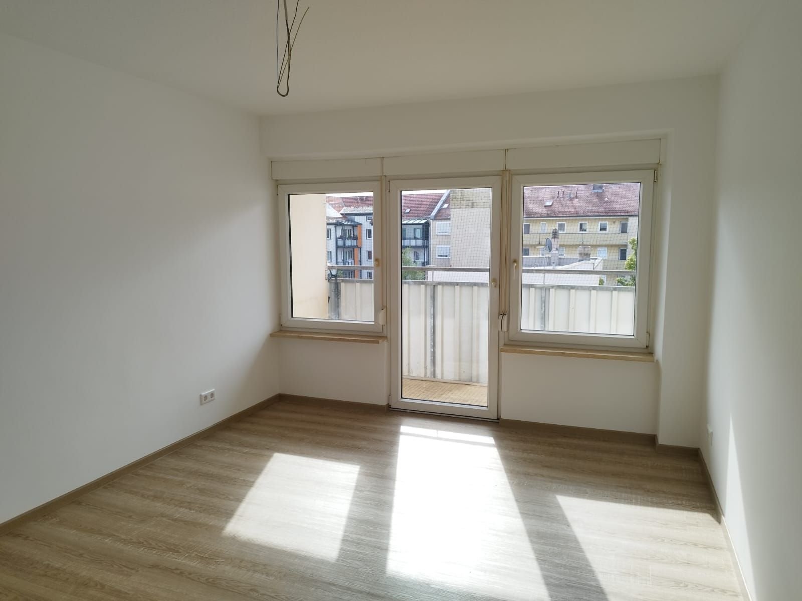 Wohnung zur Miete 580 € 2 Zimmer 46,5 m²<br/>Wohnfläche 4.<br/>Geschoss ab sofort<br/>Verfügbarkeit Johann-Sebastian-Bach-Str. 39 Eberhardshof Nürnberg 90429