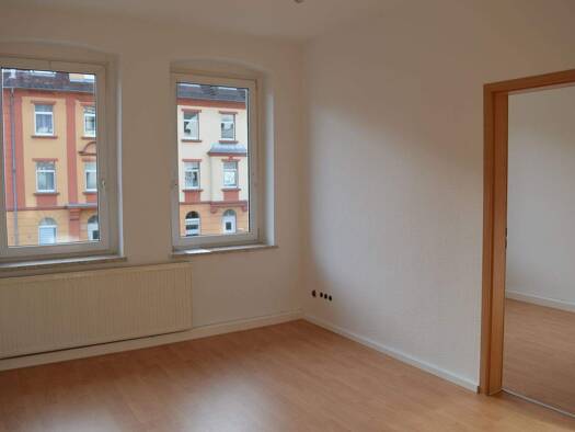 Wohnung zur Miete 470 € 4 Zimmer 80 m² 1. Geschoss frei ab 01.01.2026 Kulmbacher Str. 30 Innenstadt Hof 95030