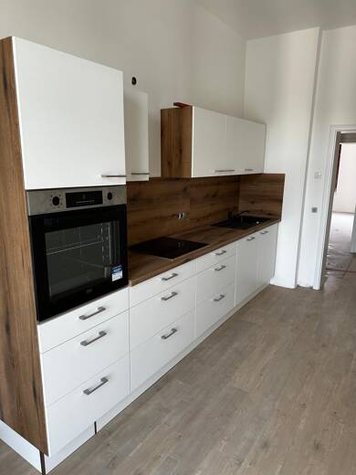 Wohnung zur Miete 776 € 3 Zimmer 97 m² 1. Geschoss frei ab sofort Schützenstraße 2 Innenstadt Görlitz 02826