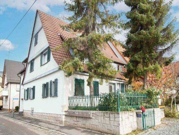 Mehrfamilienhaus zum Kauf als Kapitalanlage geeignet 980.000 € 7 Zimmer 201,1 m² 130 m² Grundstück Möhringen Stuttgart 70567