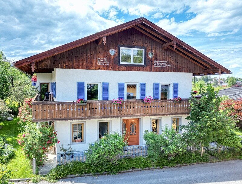 Mehrfamilienhaus zum Kauf 898.000 € 10 Zimmer 330 m²<br/>Wohnfläche 954 m²<br/>Grundstück Henndorf am Wallersee 5302