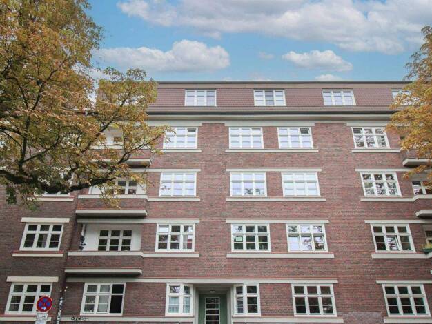 Wohnung zum Kauf 450.000 € 2 Zimmer 68,4 m² 4. Geschoss Winterhude Hamburg 22299