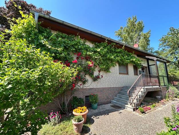 Mehrfamilienhaus zum Kauf 285.000 € 8 Zimmer 256 m² 1.472 m² Grundstück Danndorf 38461