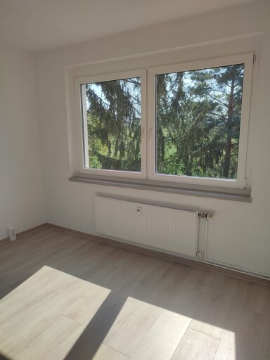 Wohnung zur Miete 280 € 2 Zimmer 53,3 m² 1. Geschoss frei ab sofort Breite Straße 45 Großalsleben Gröningen 39397