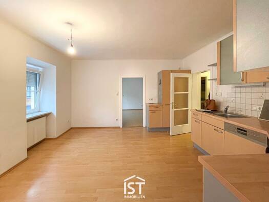 Wohnung zur Miete 491 € 2 Zimmer 74 m² frei ab 01.11.2026 Altheim 4950