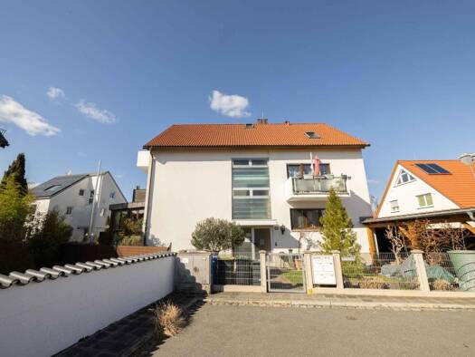 Wohnung zur Miete 950 € 3 Zimmer 78 m² 2. Geschoss frei ab sofort Thon Nordwestliche Außenstadt 90425