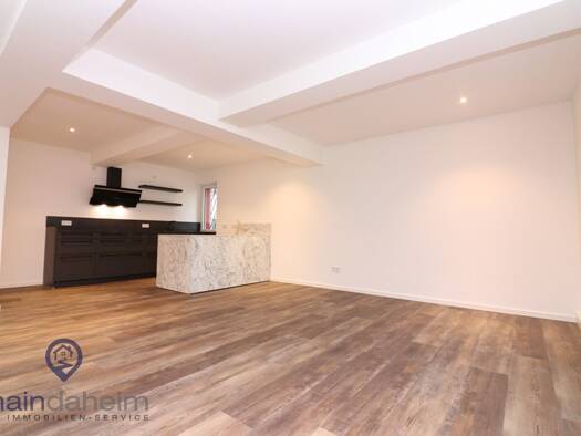 Wohnung zur Miete 1.195 € 4 Zimmer 132,7 m² EG frei ab sofort Grafenrheinfeld 97506