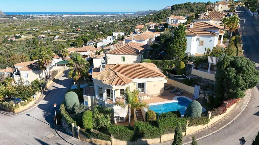 Villa zum Kauf provisionsfrei 545.000 € 6 Zimmer 172,5 m² 600 m² Grundstück Orba 03790