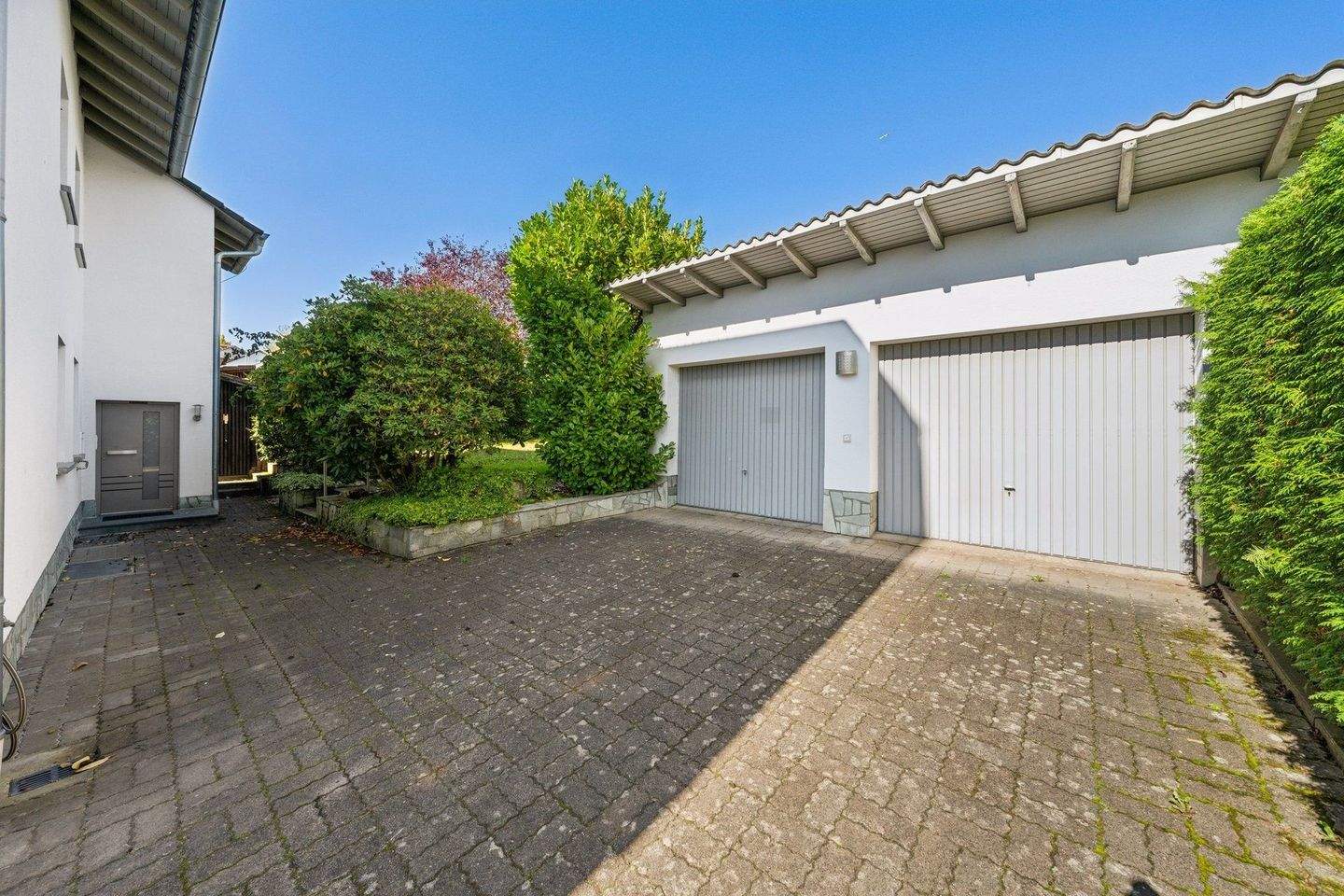 Mehrfamilienhaus zum Kauf – pohled 2