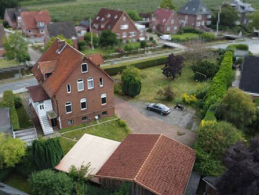 Mehrfamilienhaus zum Kauf als Kapitalanlage geeignet 498.000 € 8 Zimmer 222 m² 1.541 m² Grundstück Borsteler Reihe 12 Borstel Jork 21635