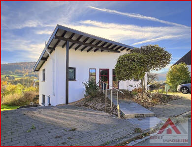 Einfamilienhaus zum Kauf 299.000 € 5 Zimmer 131 m² 661 m² Grundstück Medelon Medebach 59964