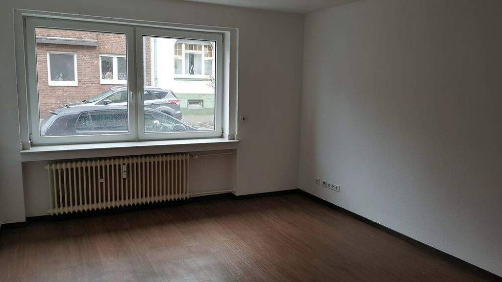 Wohnung zur Miete 500 € 36 m² frei ab sofort Flößerstraße 10 Urdenbach Düsseldorf 40593
