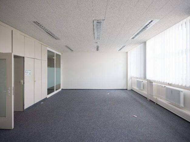 Bürofläche zur Miete provisionsfrei 5.632 € 512 m² Bürofläche Hedelfinger Straße Wangen Stuttgart 70327