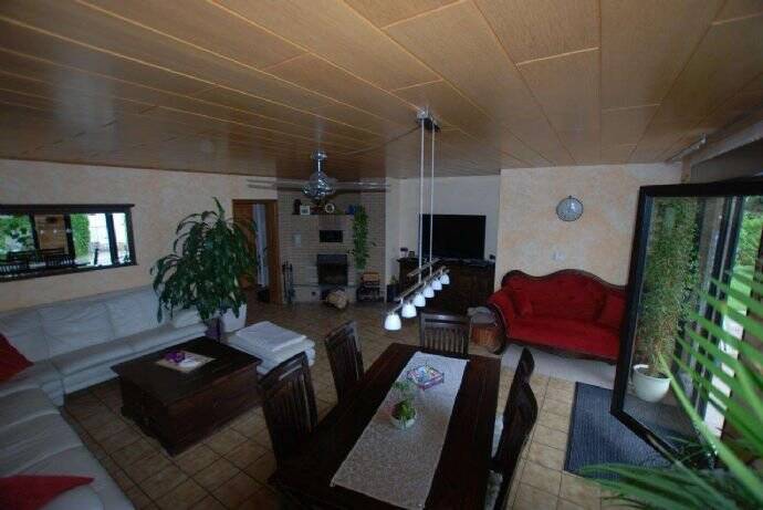 Property thumbnail 19